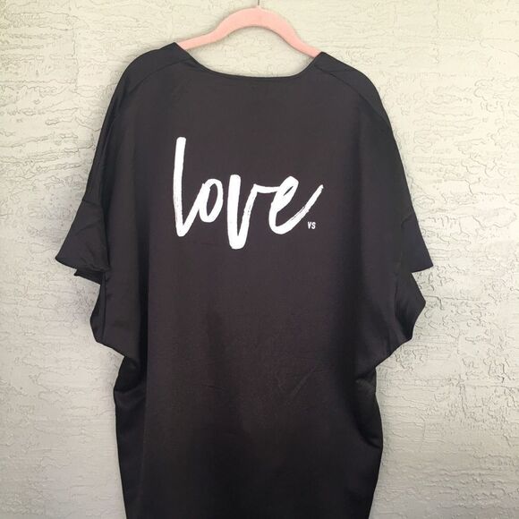 Victoria’s Secret Black Robe NWT LOVE One Size - Picture 5 of 14